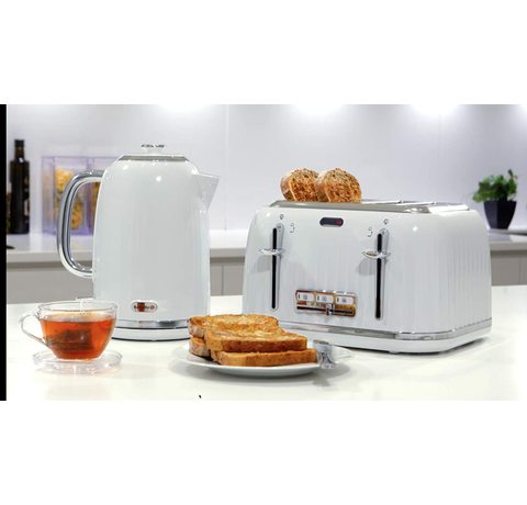 Breville Impressions Toaster with a matching kettle.