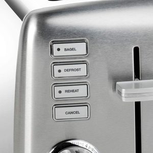 Cuisinart Signature Toaster's controls.