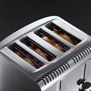 Russell Hobbs Buckingham Toaster's four full slots.